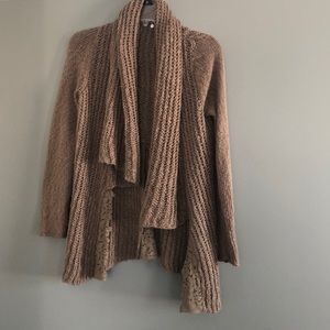 Super trendy and cute sweater with lace detail